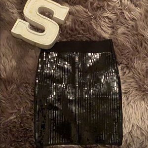 Bebe sequin skirt XS black